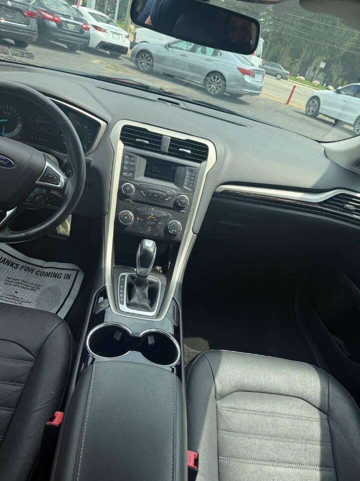 Ford Fusion SE AWD 2015