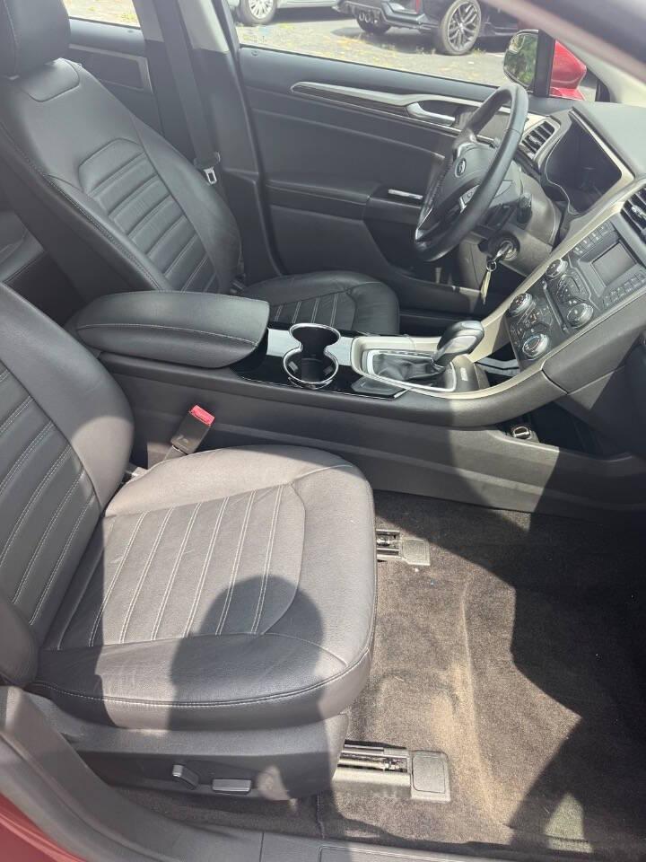 Ford Fusion SE AWD 2015