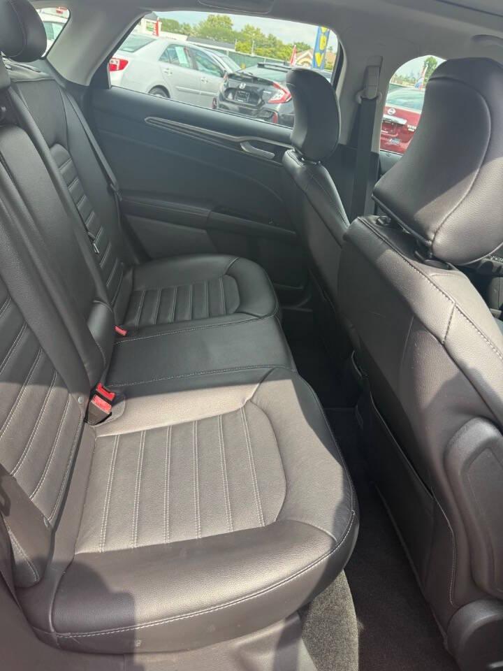 Ford Fusion SE AWD 2015