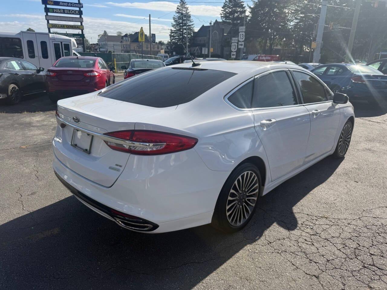 Ford Fusion SE 2017