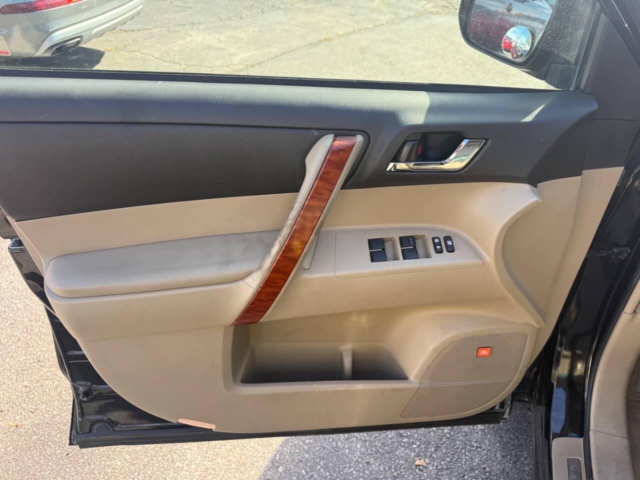 Toyota Highlander Limited 4WD 2008