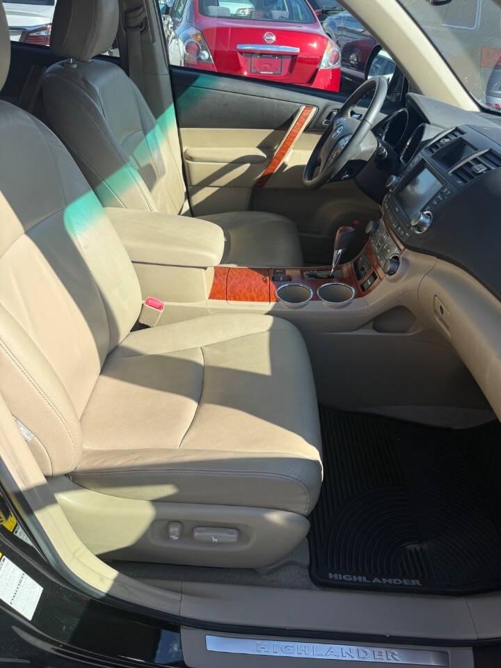 Toyota Highlander Limited 4WD 2008