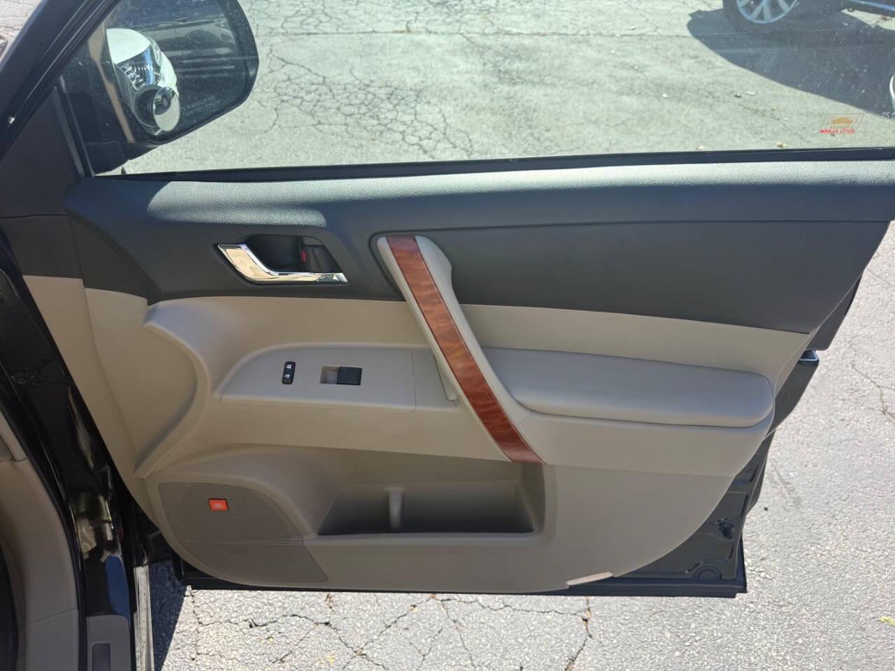 Toyota Highlander Limited 4WD 2008