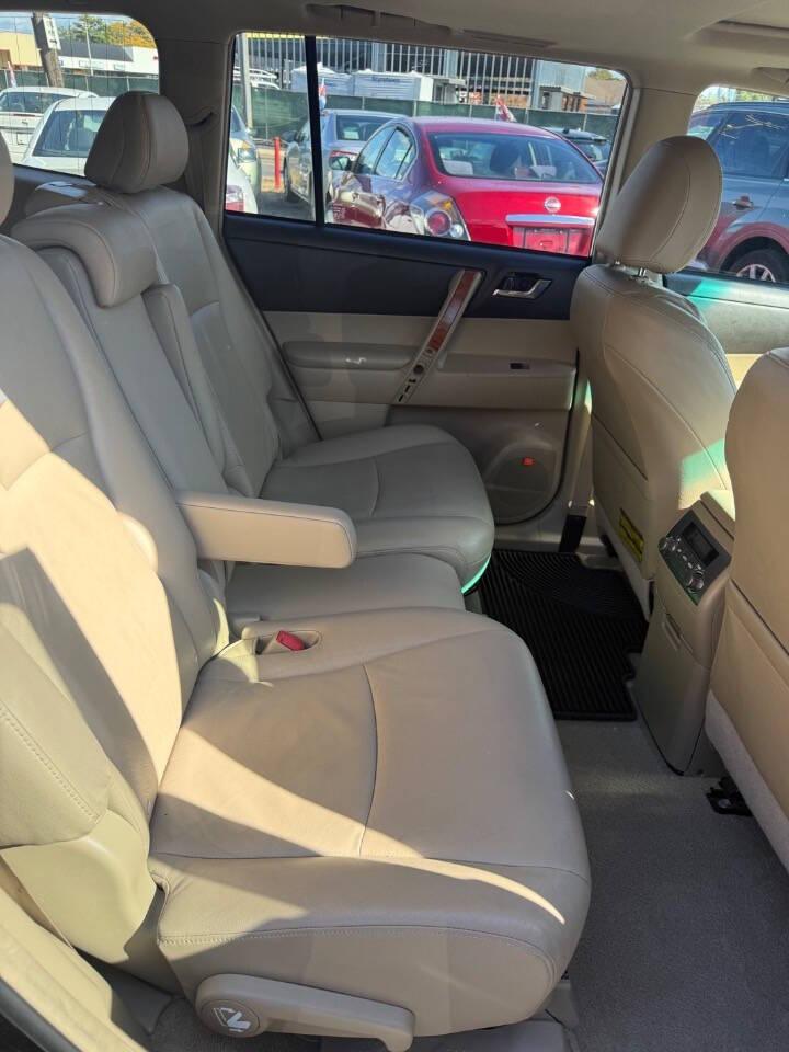 Toyota Highlander Limited 4WD 2008