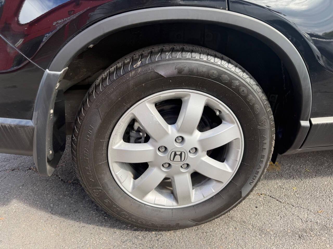 Honda CR-V SE 4WD 5-Speed AT 2011