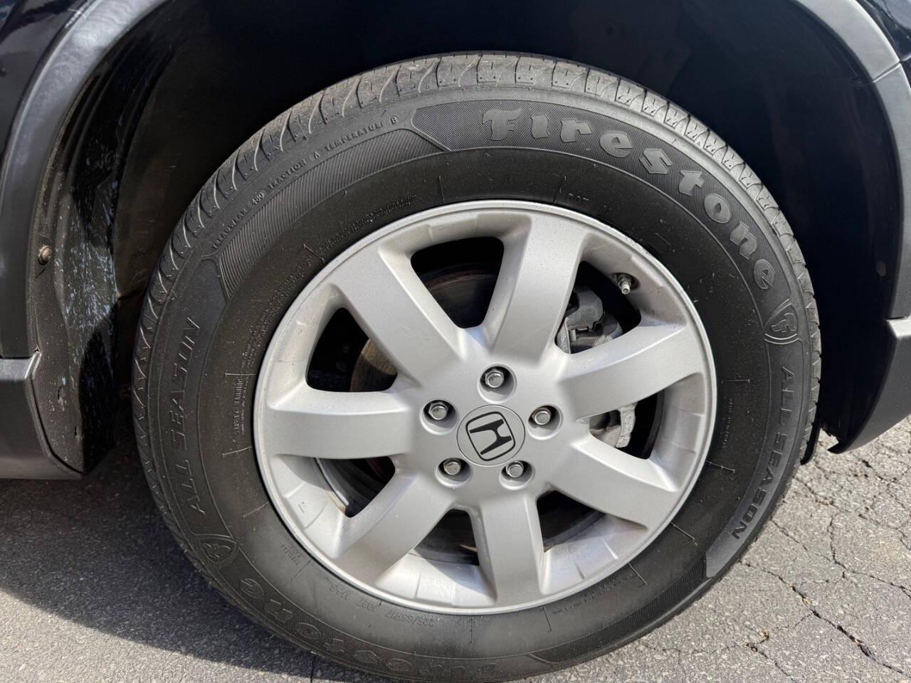 Honda CR-V SE 4WD 5-Speed AT 2011