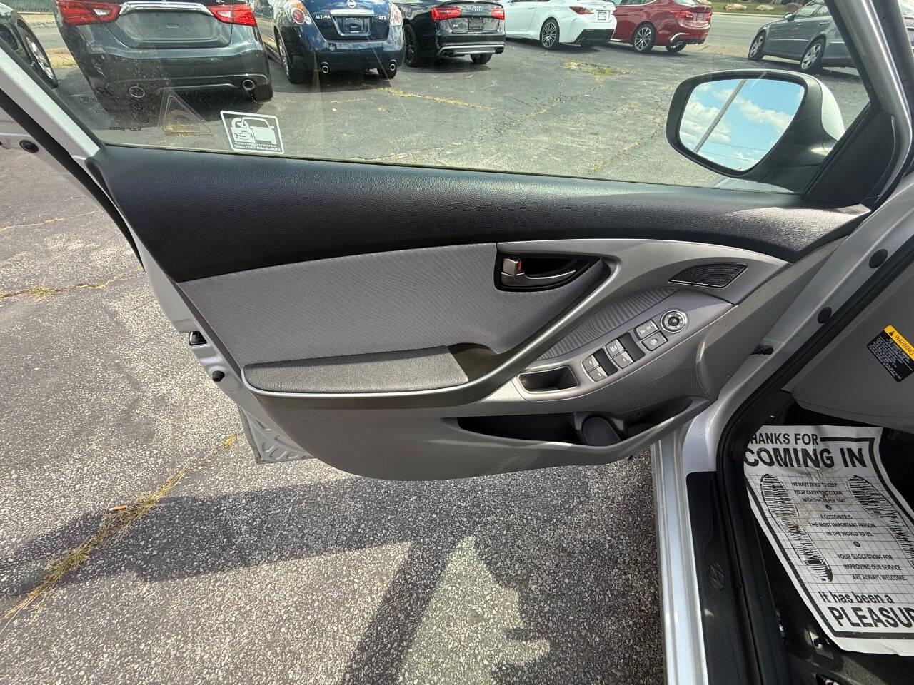 Hyundai Elantra Limited 2013