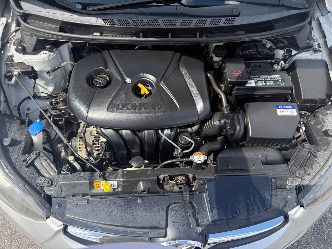 Hyundai Elantra Limited 2013