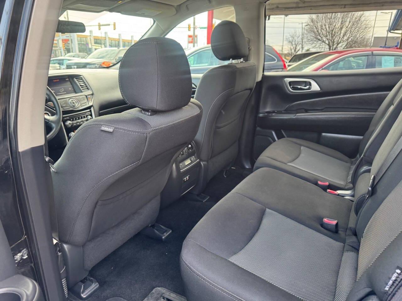 Nissan Pathfinder S 4WD 2019