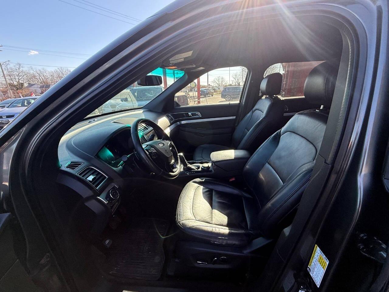 Ford Explorer XLT 4WD 2016