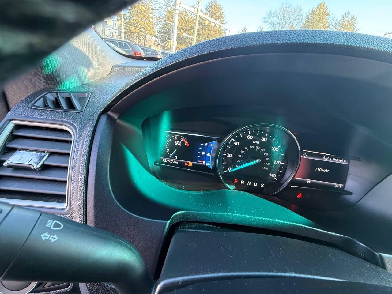 Ford Explorer XLT 4WD 2016