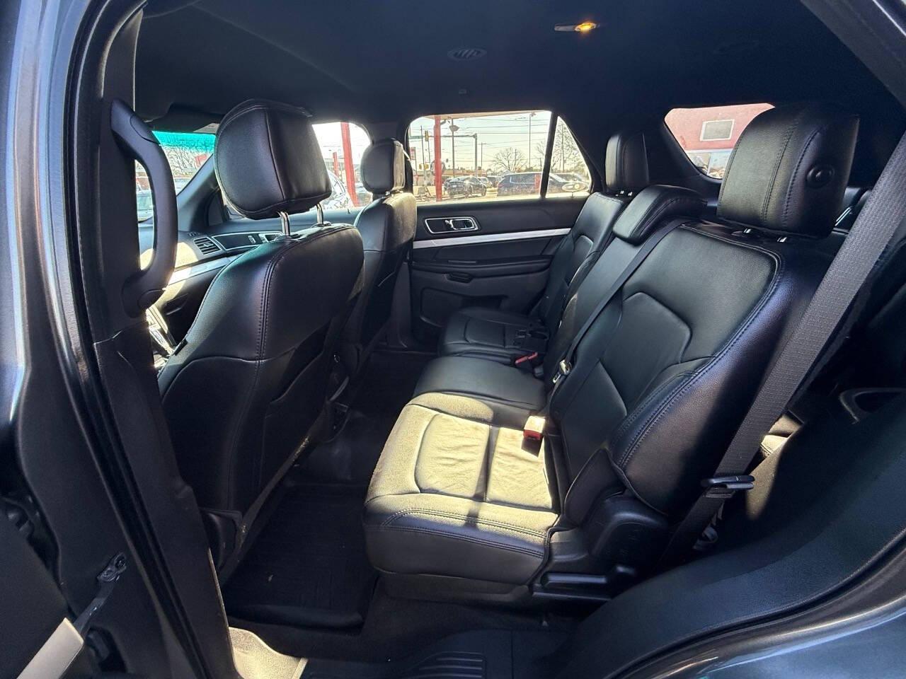 Ford Explorer XLT 4WD 2016