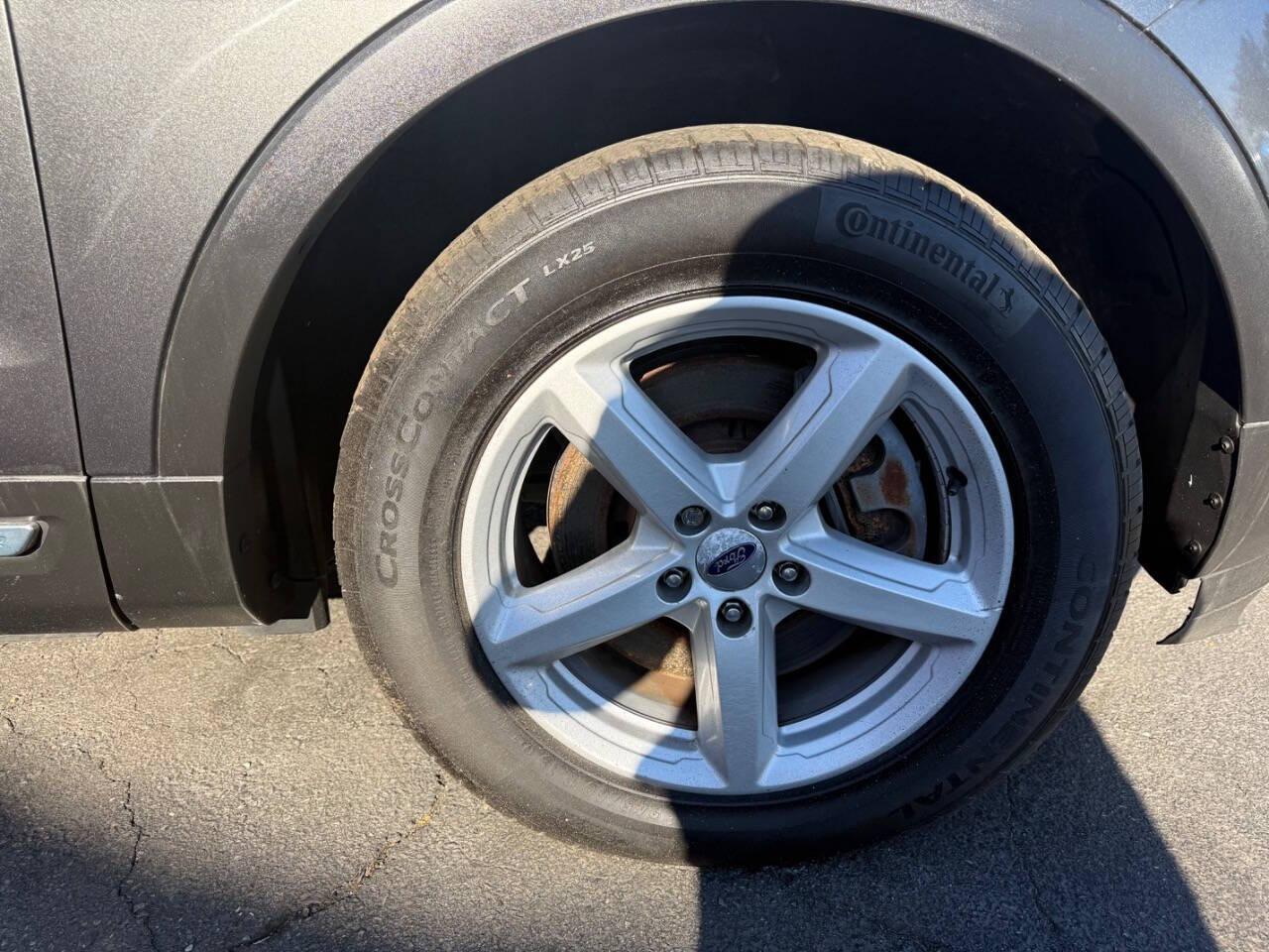 Ford Explorer XLT 4WD 2016