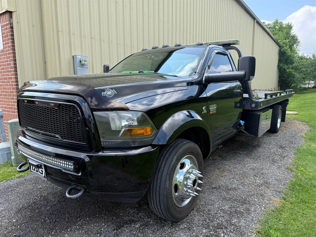 2011 Dodge Ram 5500 photo 2