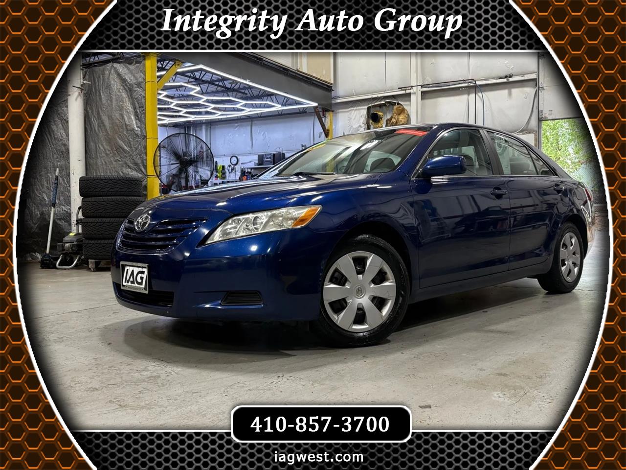 2009 Toyota Camry LE 5-Spd AT
