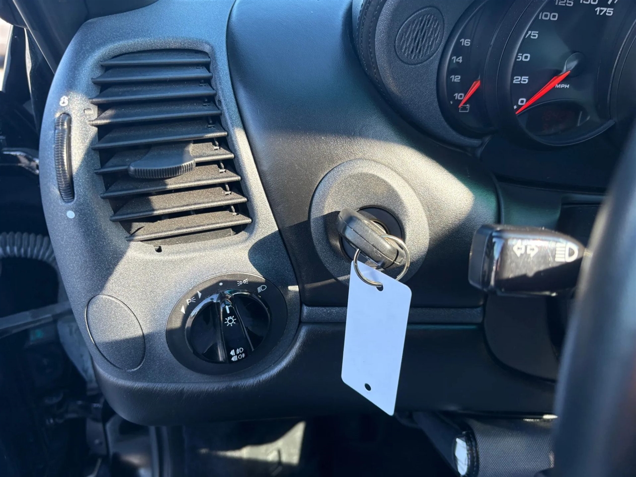 Porsche 911 Carrera Coupe 1999