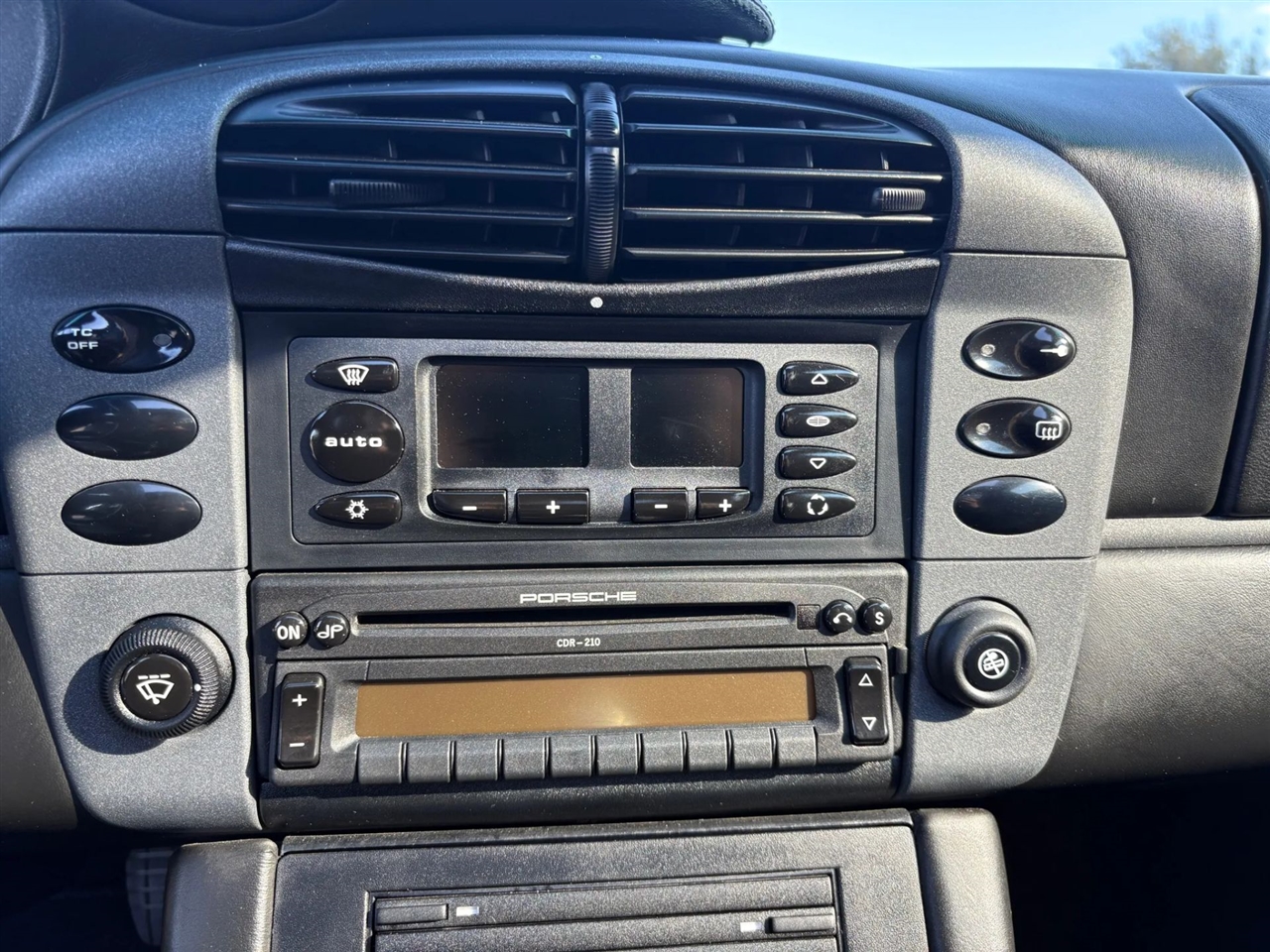 Porsche 911 Carrera Coupe 1999