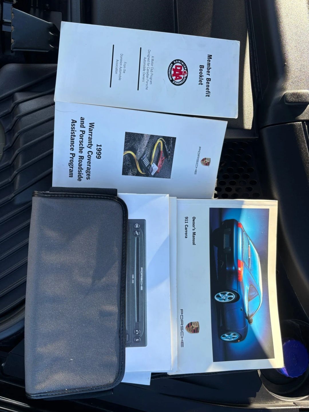 Porsche 911 Carrera Coupe 1999