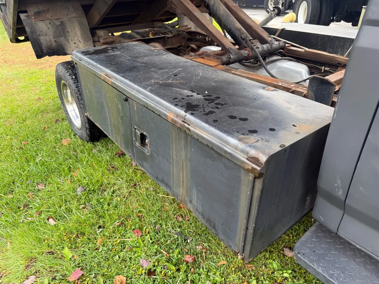 Ford F-450 SD Chassis Cab 2WD 1993