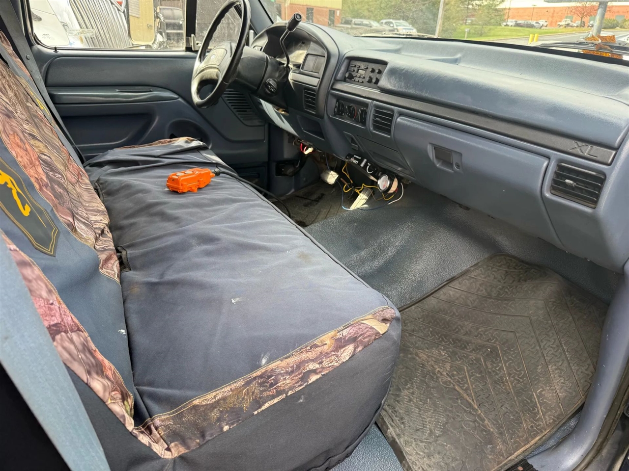 Ford F-450 SD Chassis Cab 2WD 1993