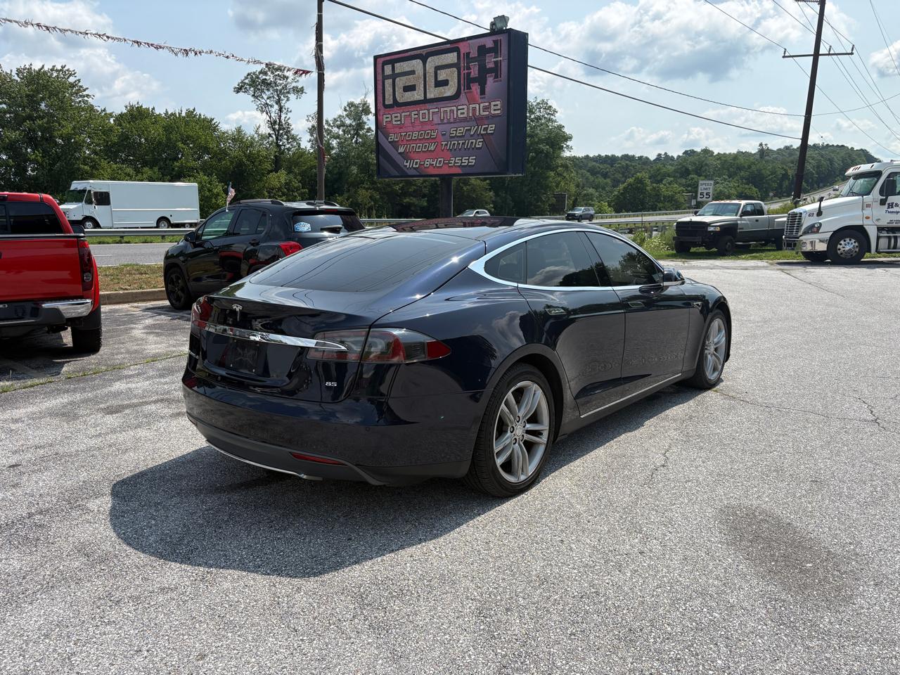 2014 Tesla Model S S - Photo 6
