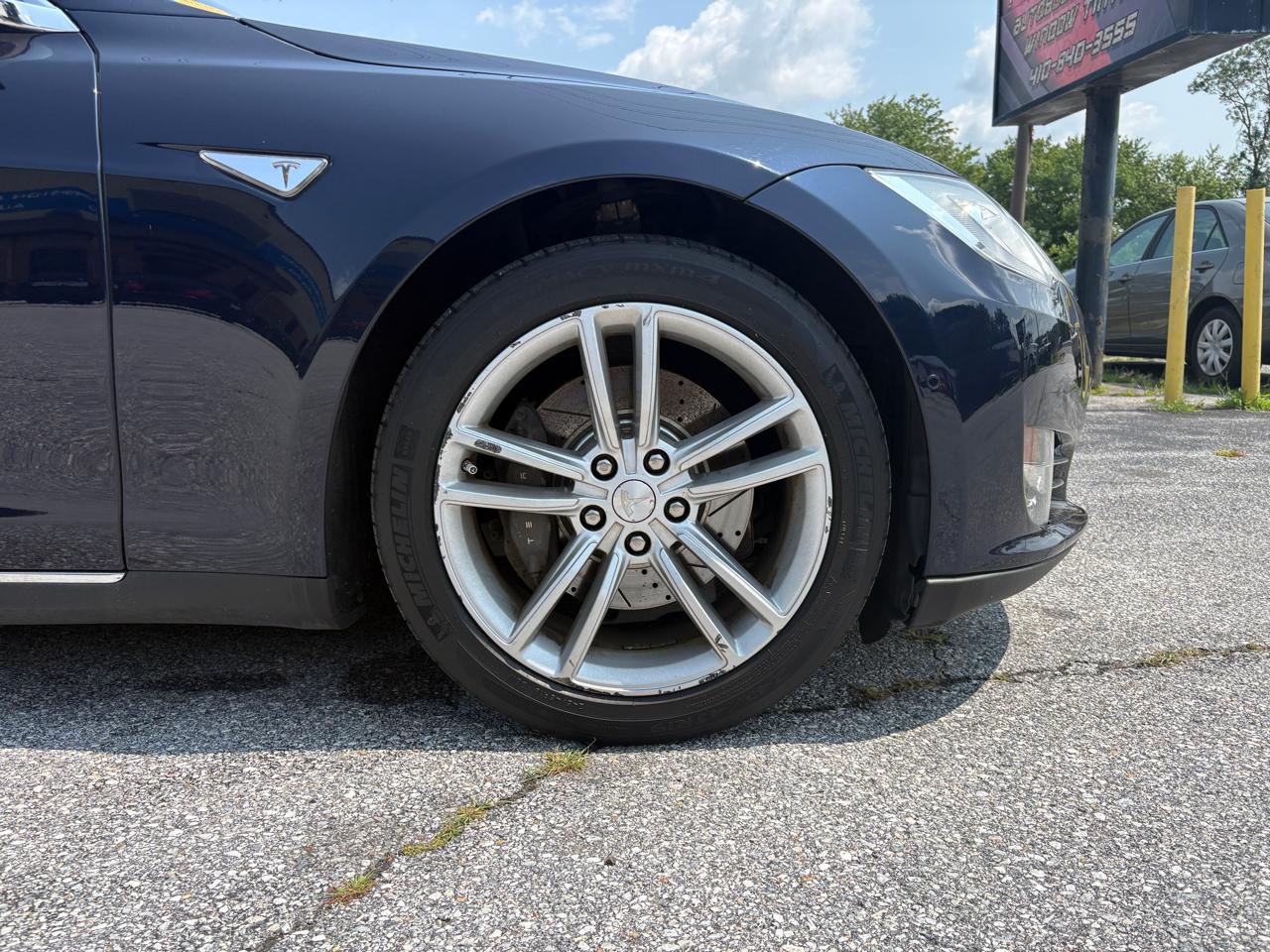 2014 Tesla Model S S - Photo 8