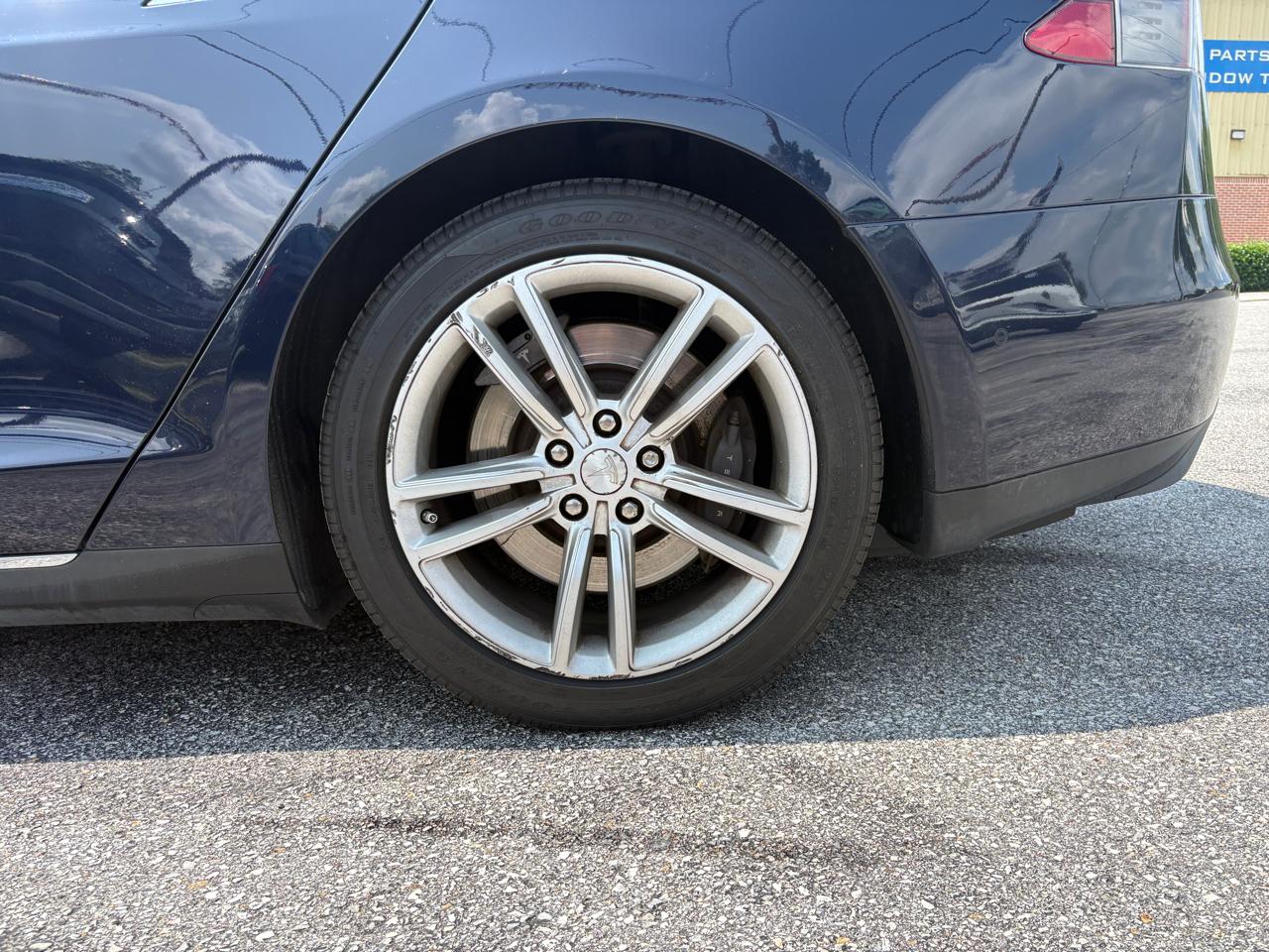 2014 Tesla Model S S - Photo 9