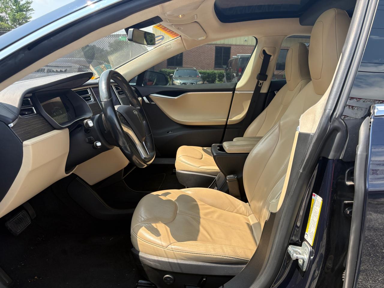 2014 Tesla Model S S - Photo 11