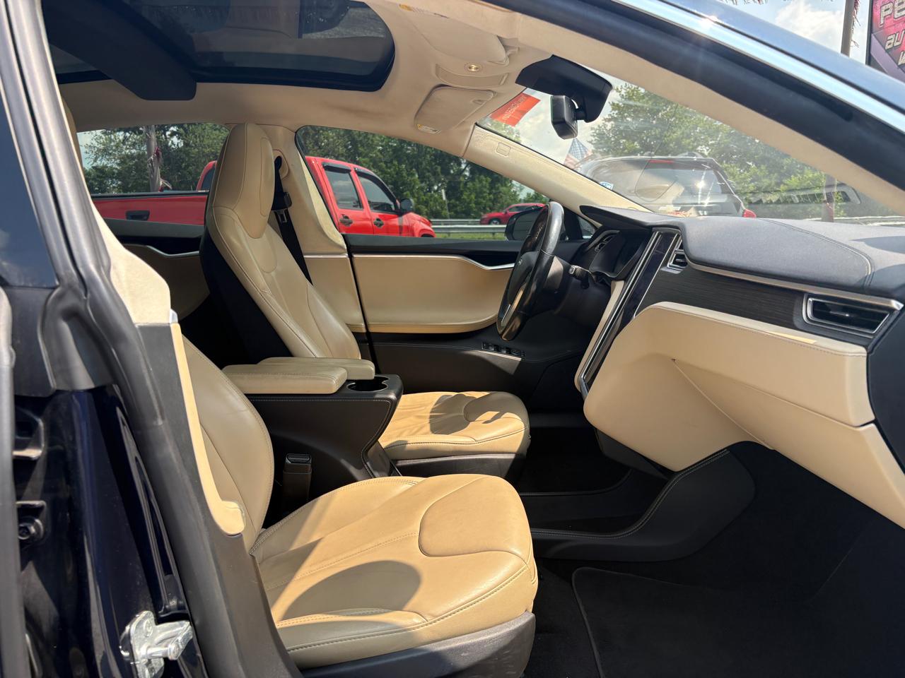 2014 Tesla Model S S - Photo 12