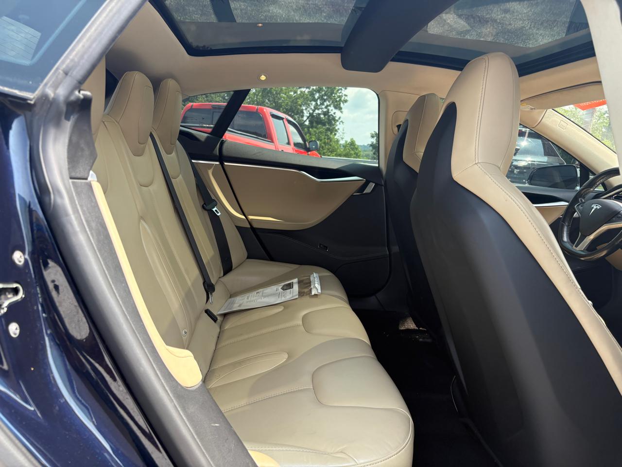 2014 Tesla Model S S - Photo 23
