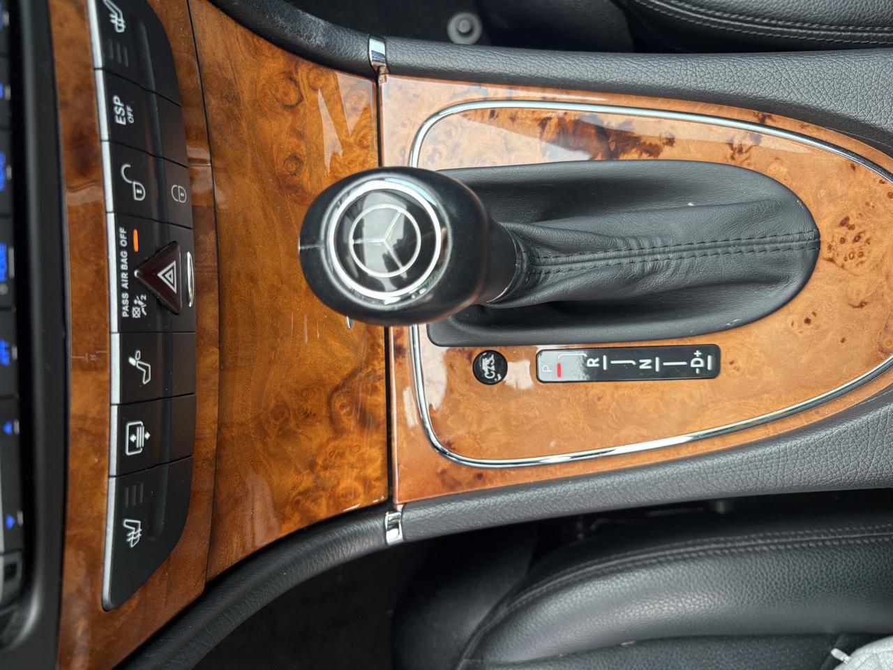 Mercedes-Benz E-Class photo 18