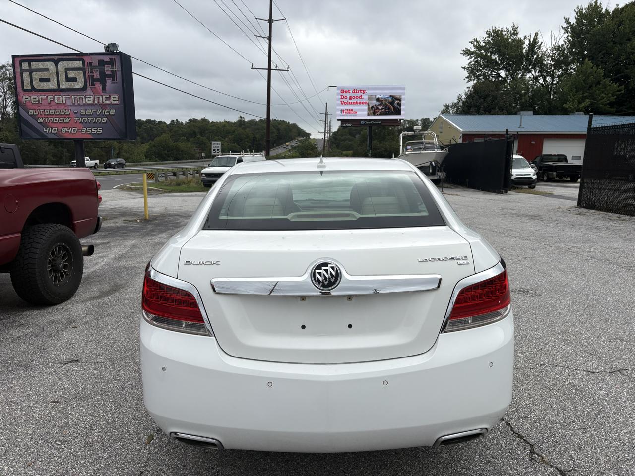 Buick LaCrosse photo 5