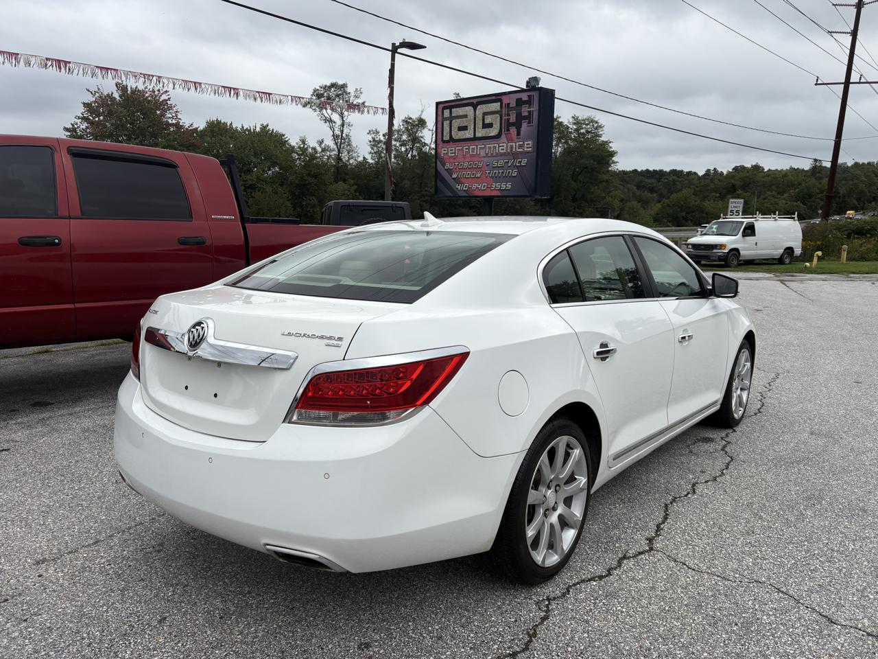 Buick LaCrosse photo 6