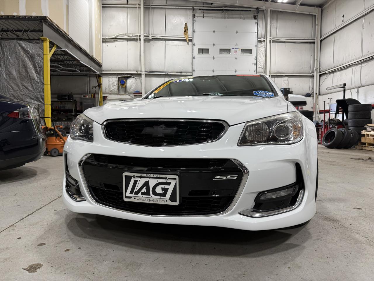 Chevrolet SS photo 2