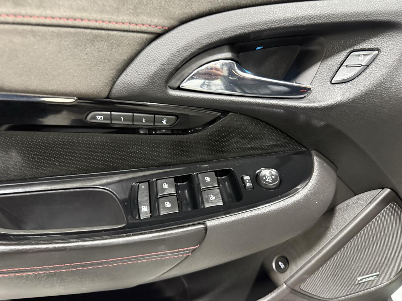 Chevrolet SS photo 27