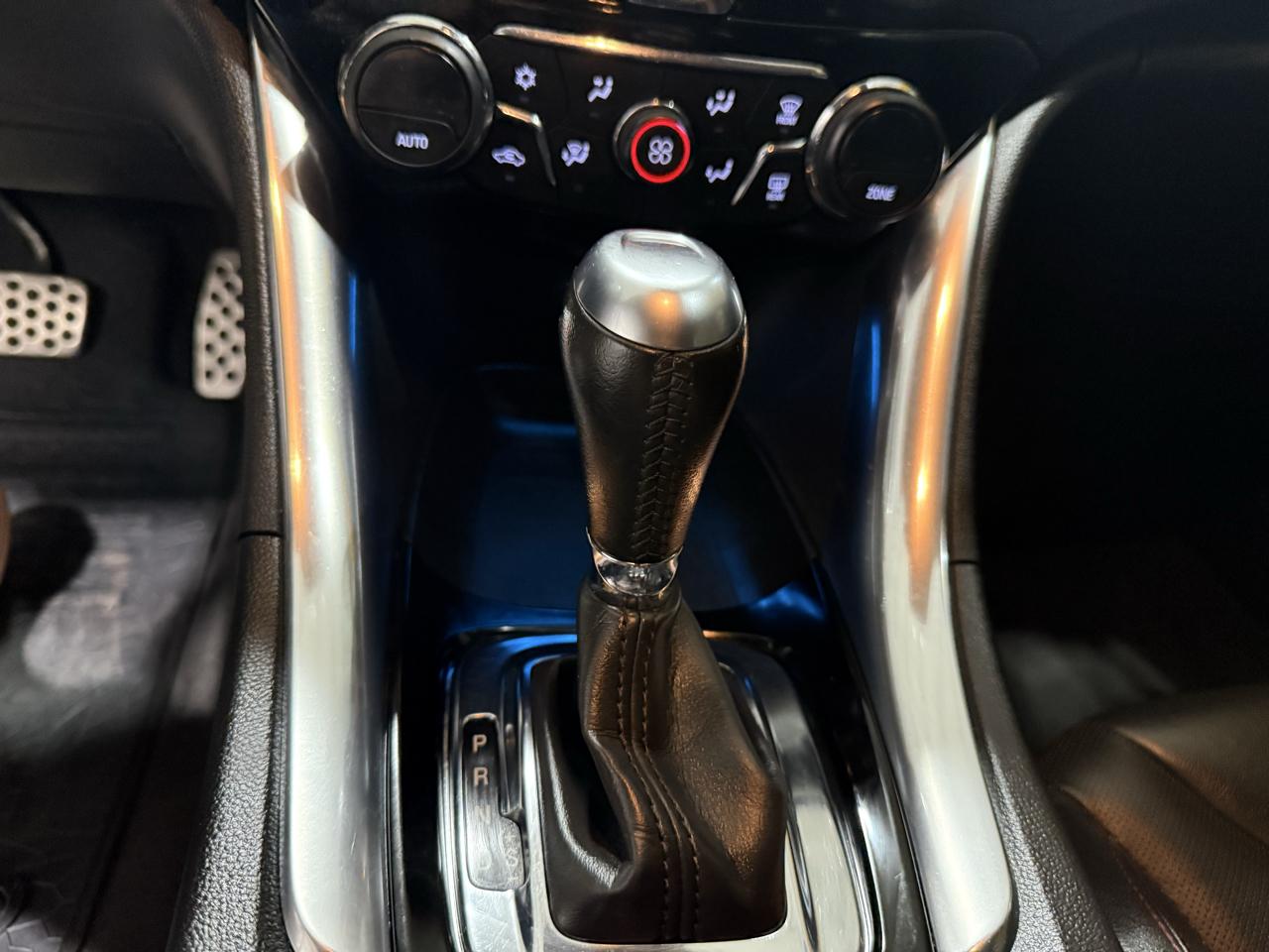 Chevrolet SS photo 35