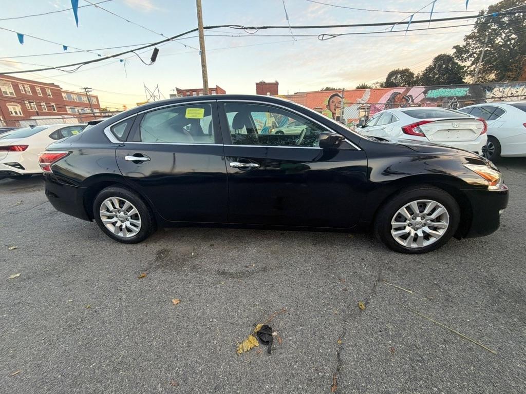 Nissan Altima  2014