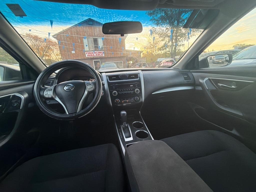 Nissan Altima  2014
