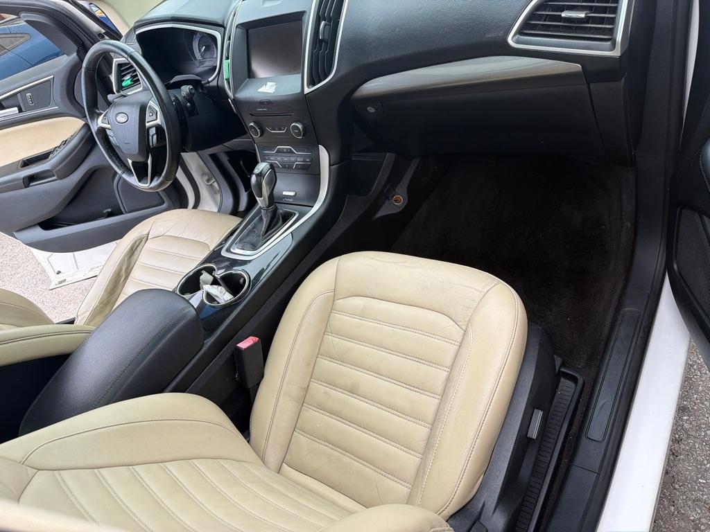 Ford Edge  2015