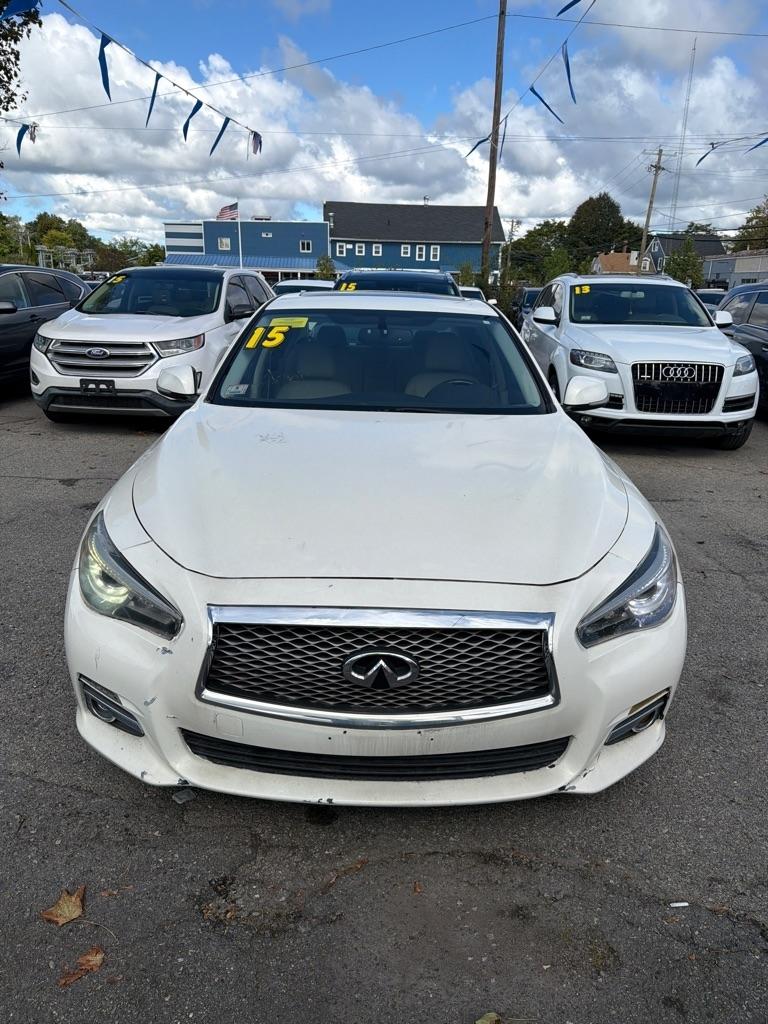 2015 Infiniti Q50 BASE