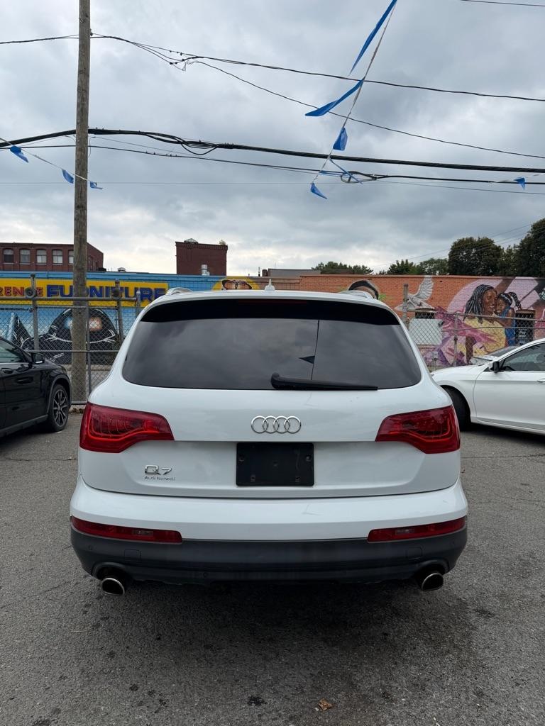 Audi Q7  2013