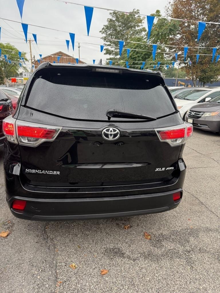 Toyota Highlander  2015