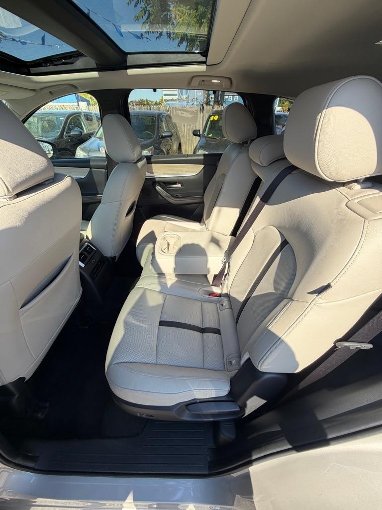 Mazda CX-90  2025