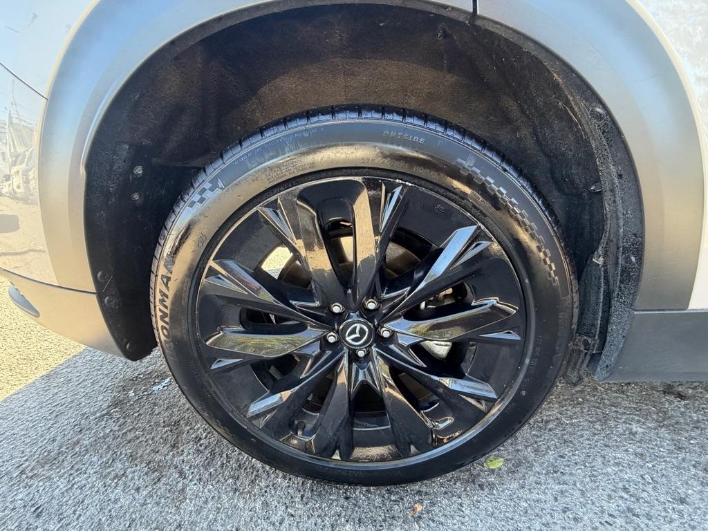 Mazda CX-90  2025