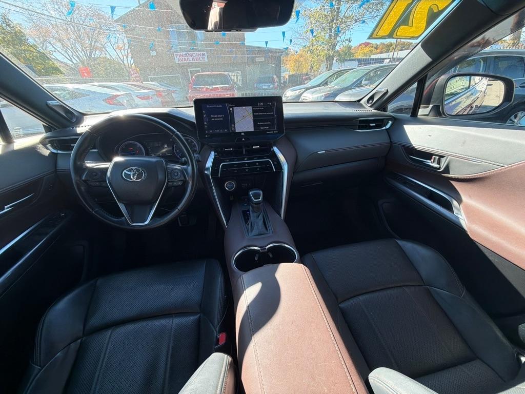 Toyota Venza  2021