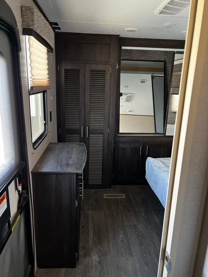 KZ Recreational Vehicles Sportsmen  2019