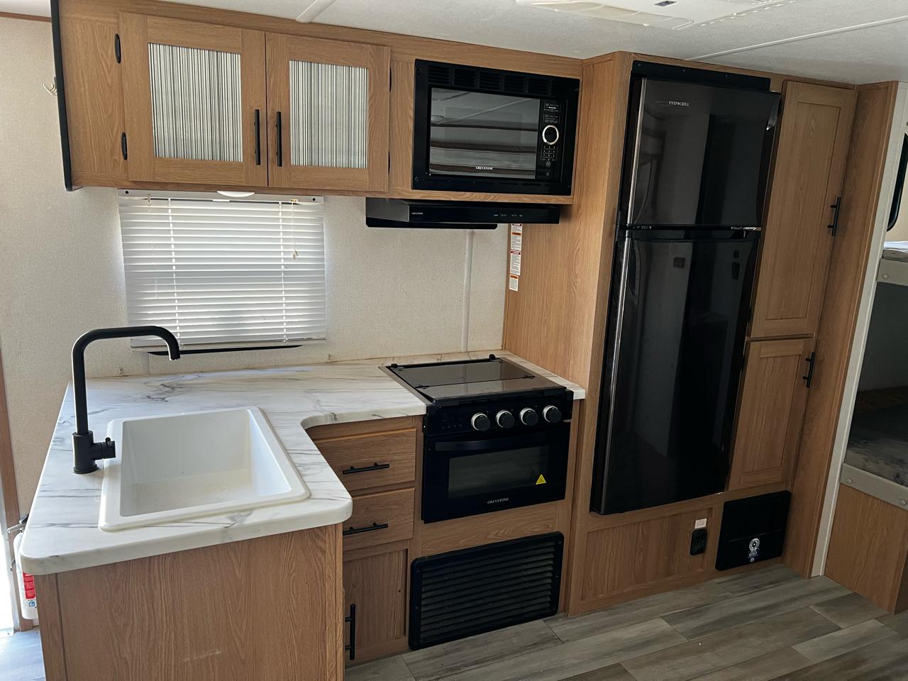 Forest River Avenger  2022