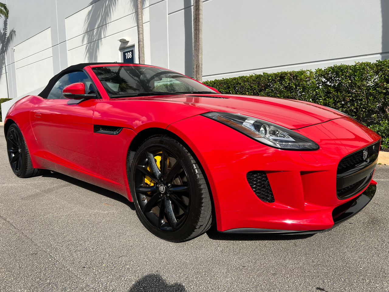 2014 Jaguar F-TYPE S's photo