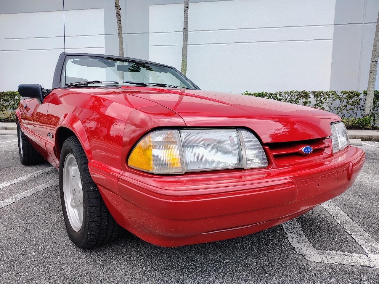 1992 Ford Mustang 2dr Convertible LX Sport 5.0L