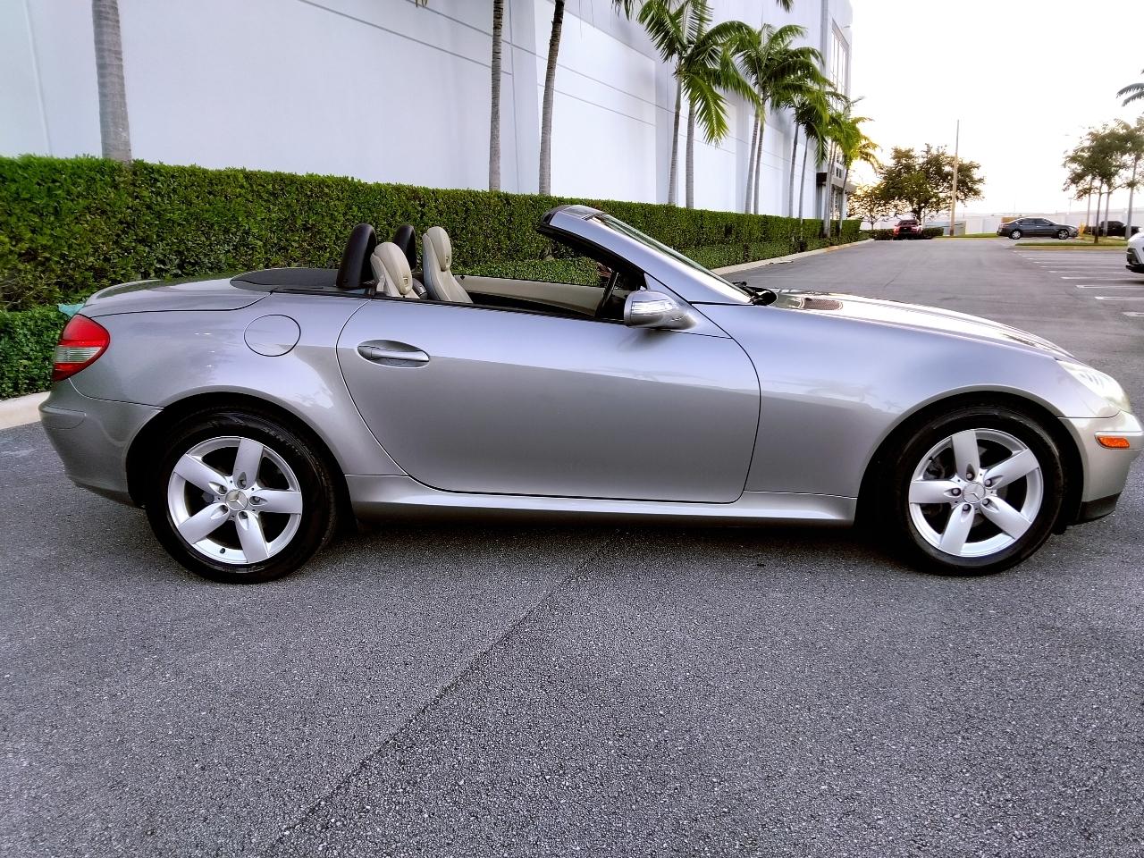 Mercedes-Benz SLK-Class photo 6